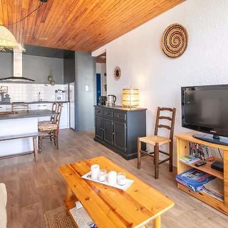 Centrally Located Apt In * Chamrousse